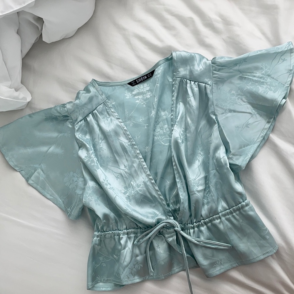 Satin top✨